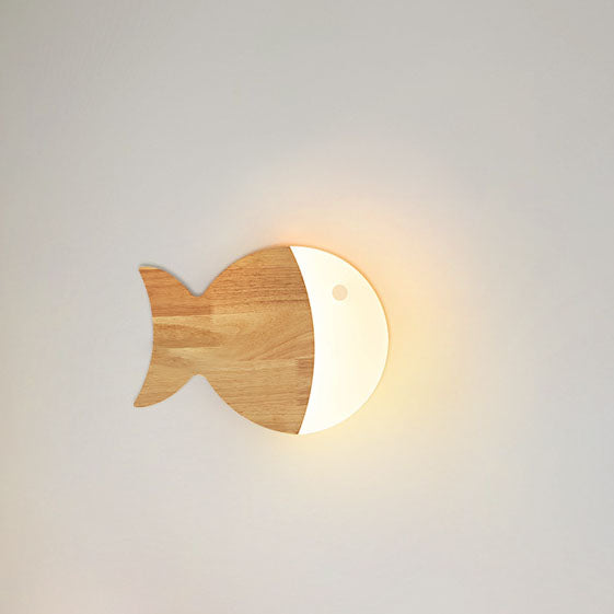 Nordisk Kreativ Enkel Trä Konst Liten Fisk LED Lampa