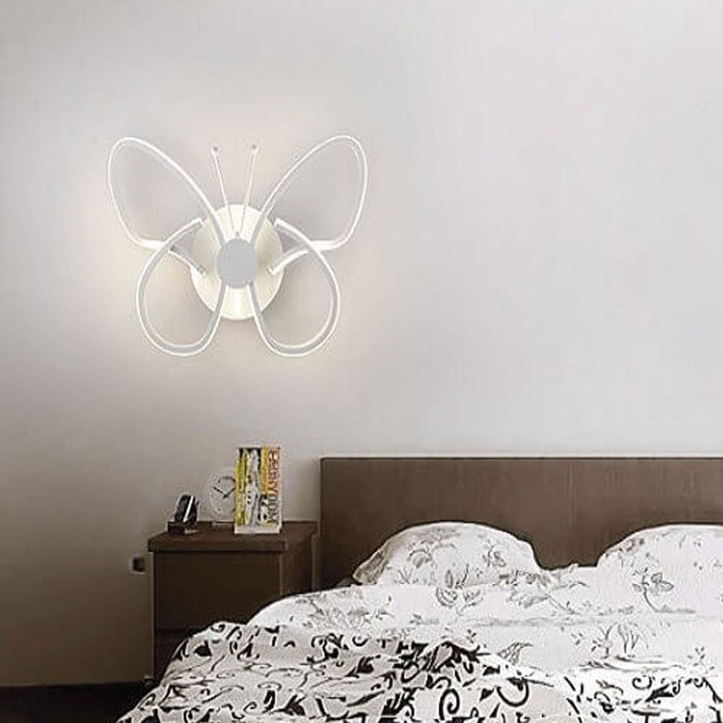 Modern minimalistisch LED-vägglampa i fjäderform