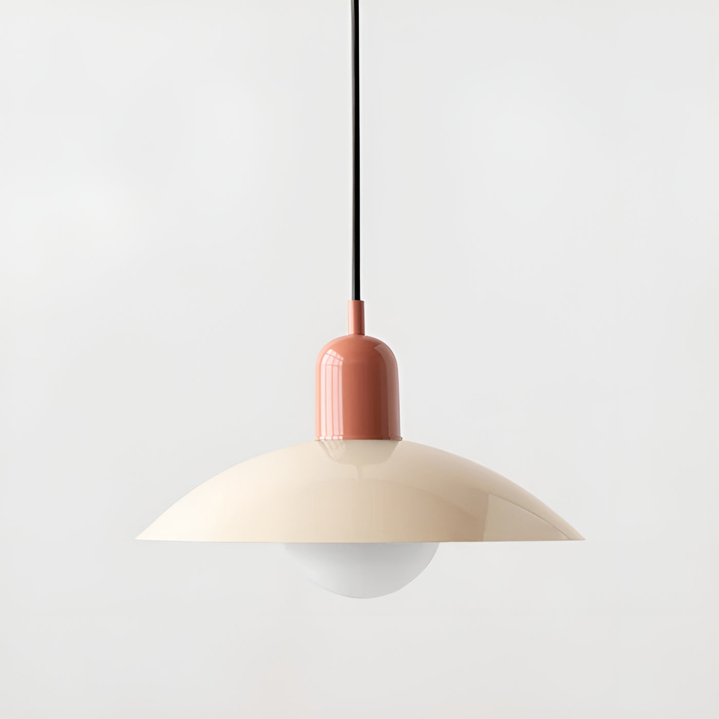 Pendellampa i Bauhaus-stil – Färgglad design för matrum och kök