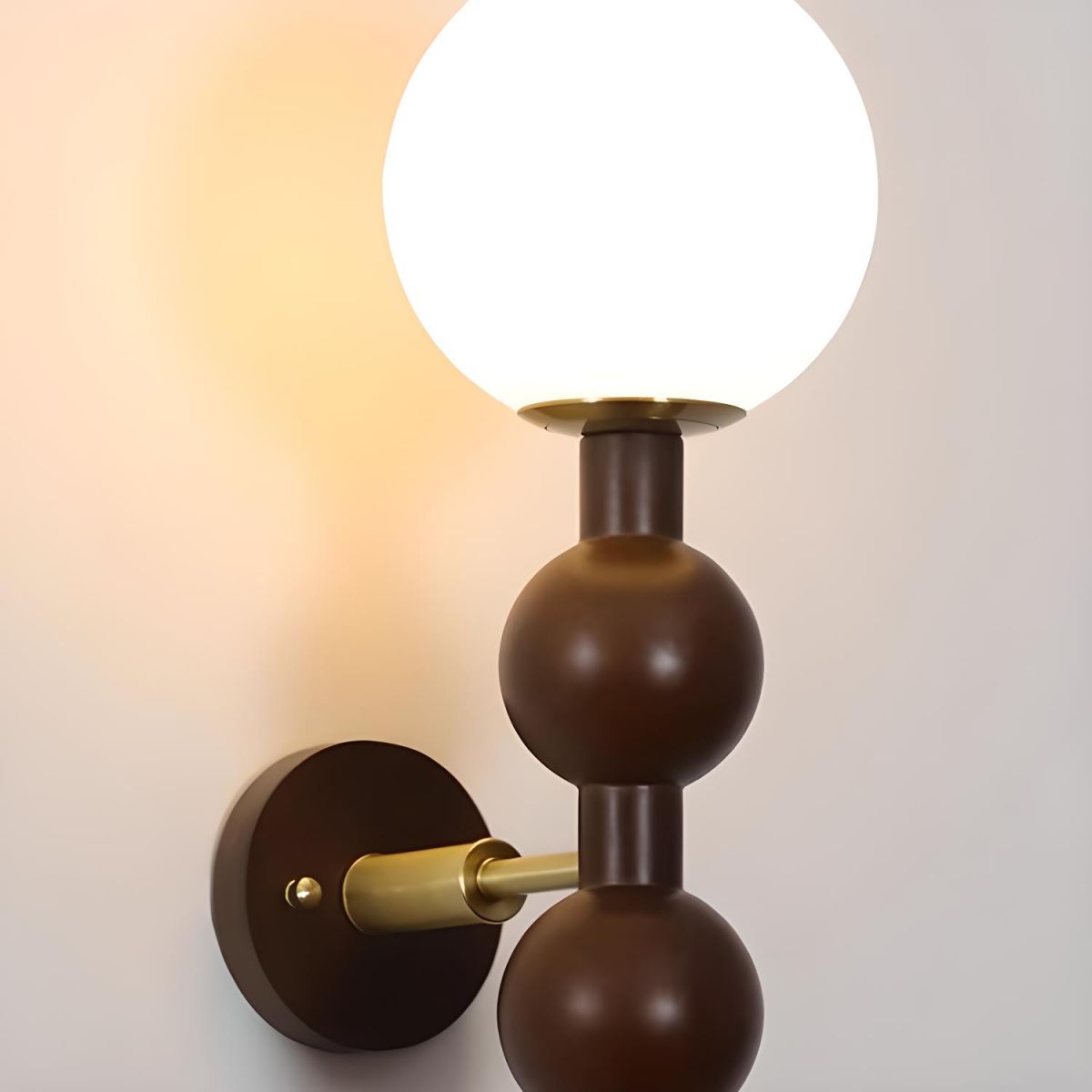 Bauhaus Lång Metal Vägglampa med Flera Bollar