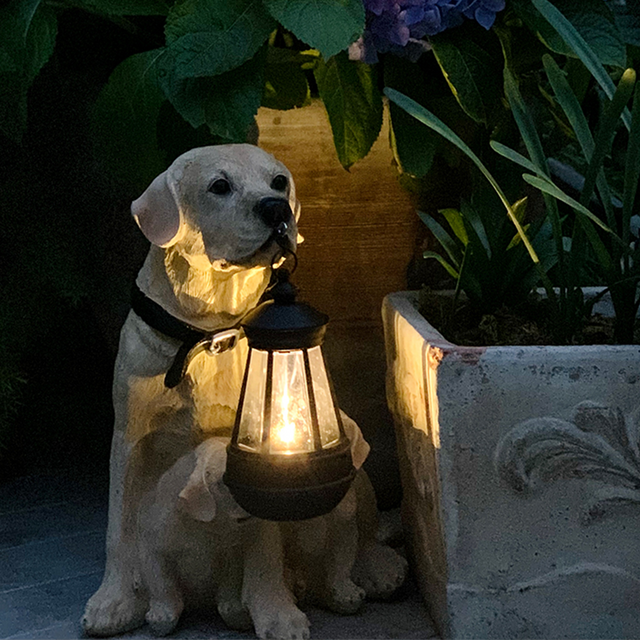 PuppyGlow – Solarlampa med lekfull hundstaty för utomhus charm