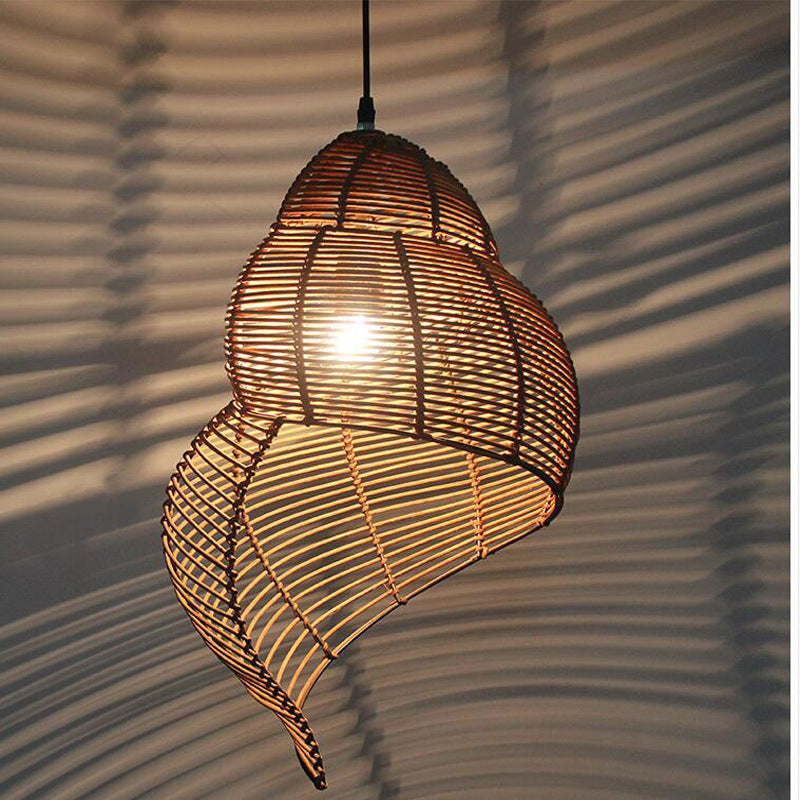 Naturlig Rotan Designlampa