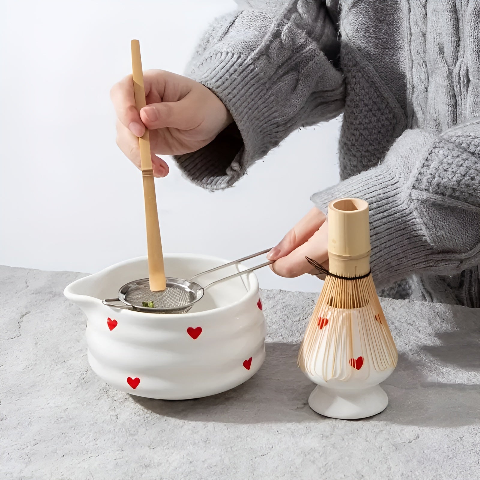 Matchaskål med hjärtdesign – 4/5 stycken utgjutare & bambu visp | Ideal för hemmabruk