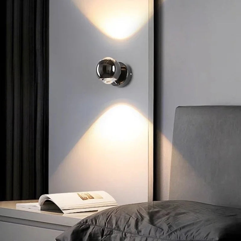 FlexBright – 180° Svängbar LED Vägglampa i Modernt Design