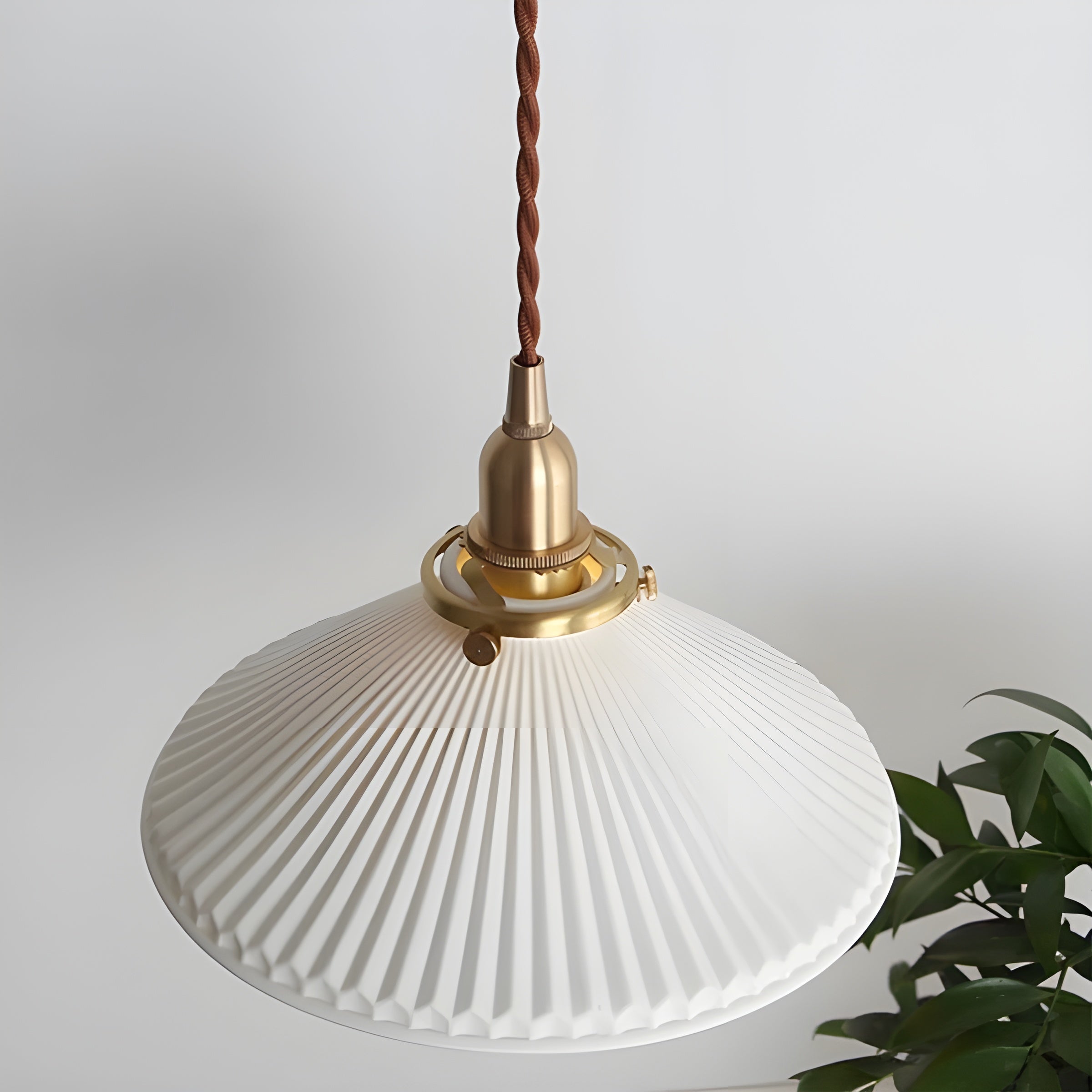 JapandiBeam Light - Japansk keramik hängande lampa med rännmönster