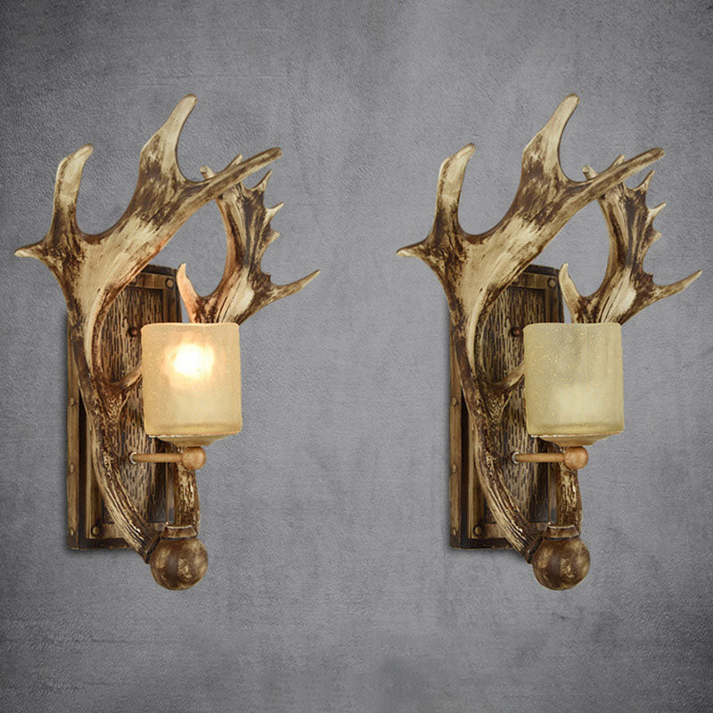 RusticAntler - Rustik Vägglampa med En Glödlampa