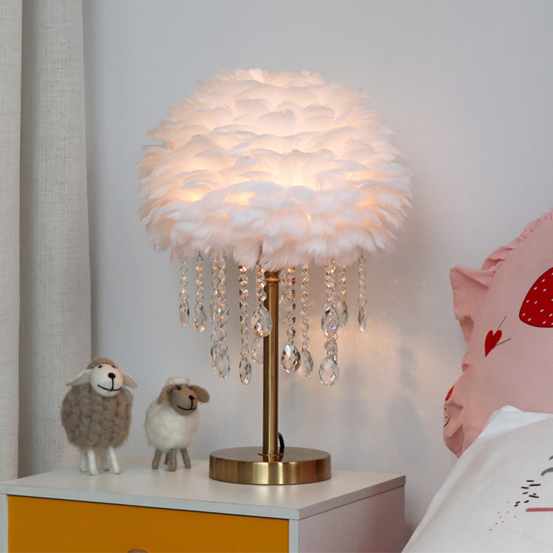 Romantisk Kupa Lamp - Modern Fjäder 1-Ljus Sänglampa med Kristall Dekor