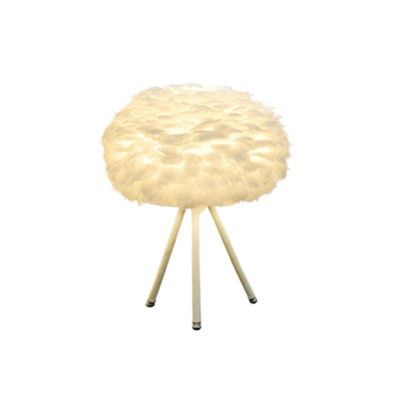 Elegant Veerlampa - Modern Bordslampa i Vitt