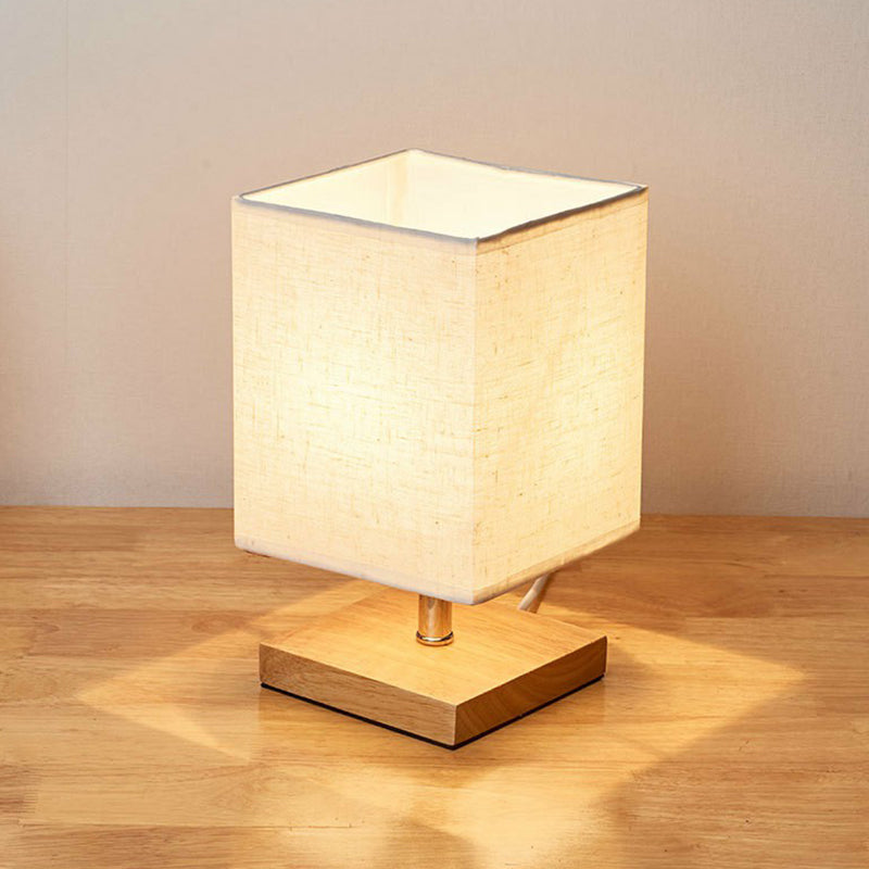 LinnenHout - Minimalistisk Bordslampa av Lin och Trä