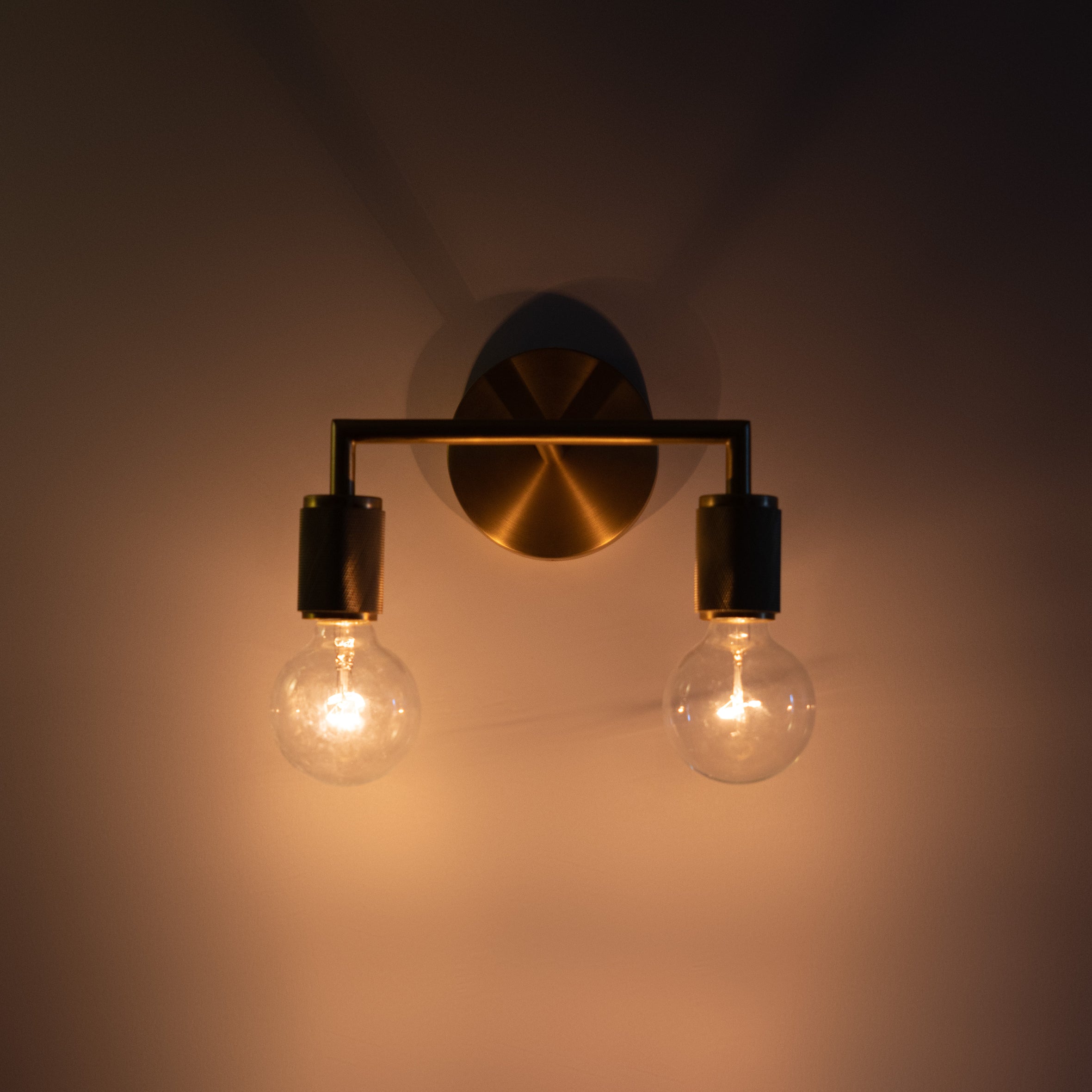 Dubbel Dazzle Vägglampa