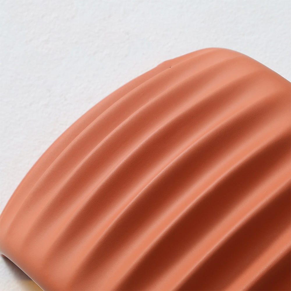 Moderna Harsh Design Vägglampa