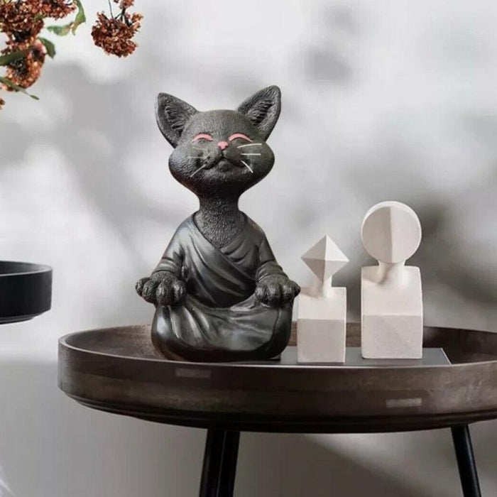 SerenePaws - Handgjord Buddha Katt Staty för inspirerad interiör