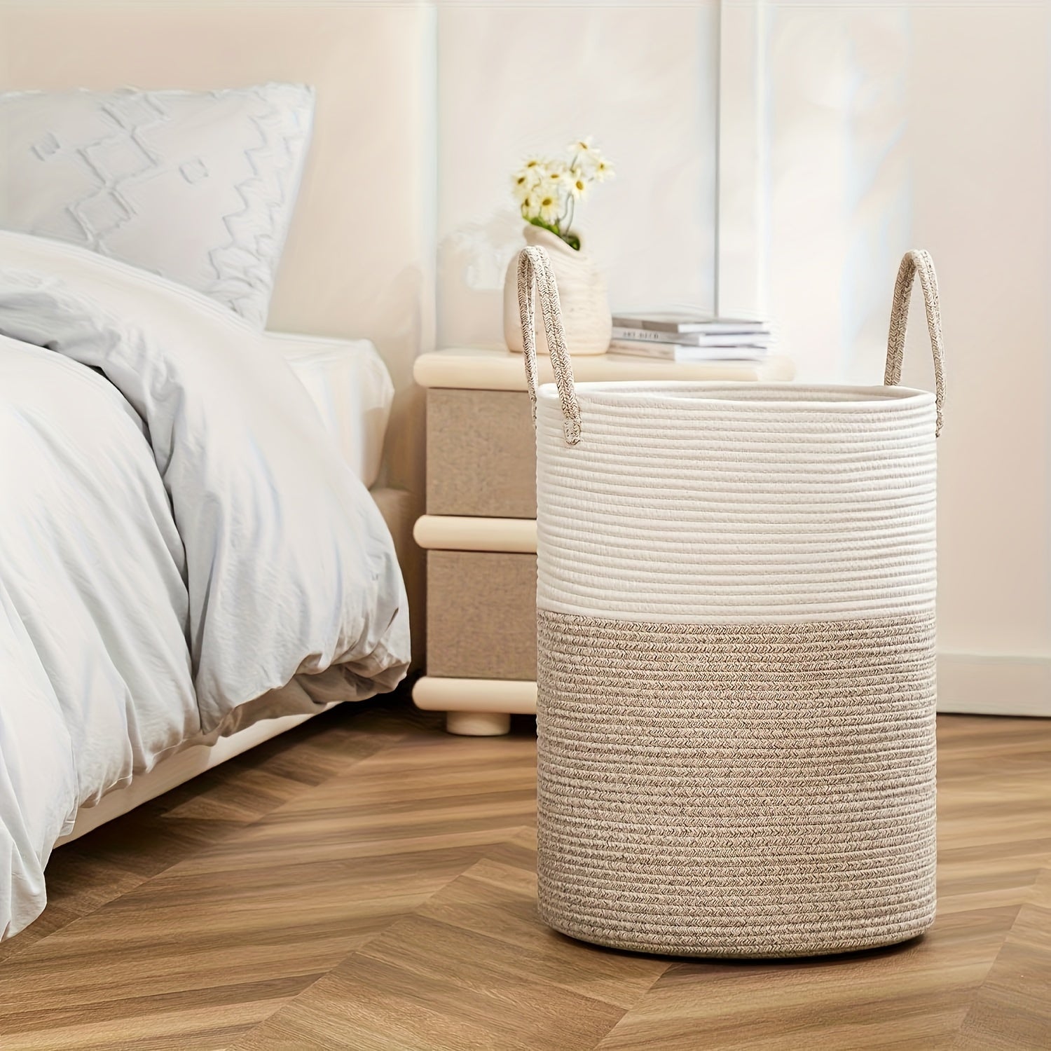 Stilig Tvåfärgad Tvättkorg - Utrymme för Mer, Bekväm och Hållbar