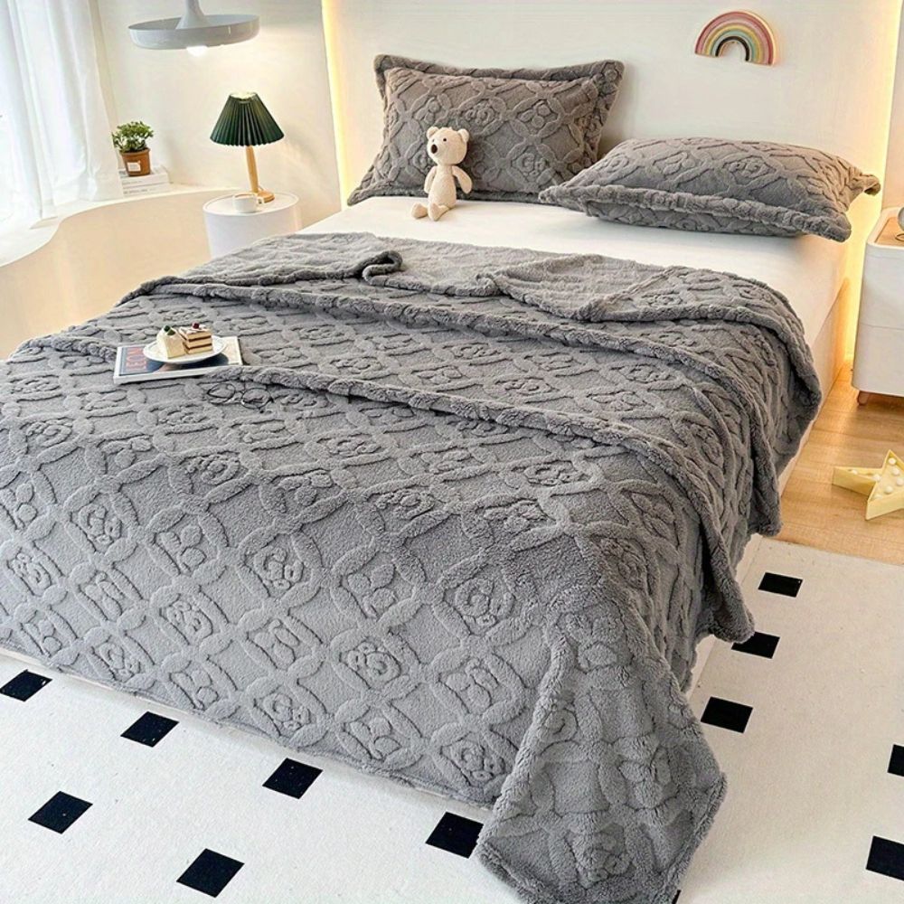 Mjukt Vinter Fleece Täcke – Elegant Blad Broderi Accent