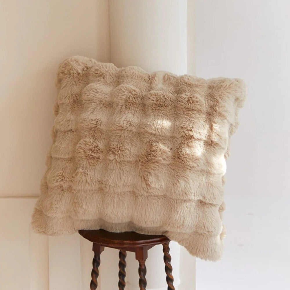 Rabbit Faux Fur Kudde