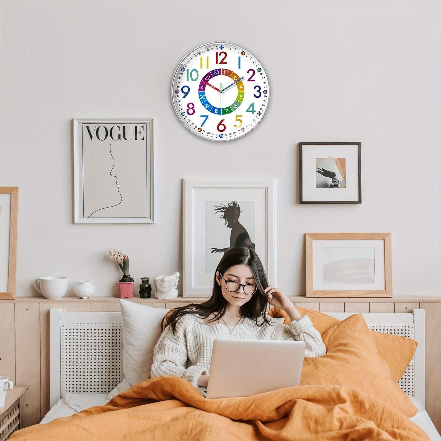 Carvallo – Färgglad väggklocka för barn med tyst gång och rolig tidslärning