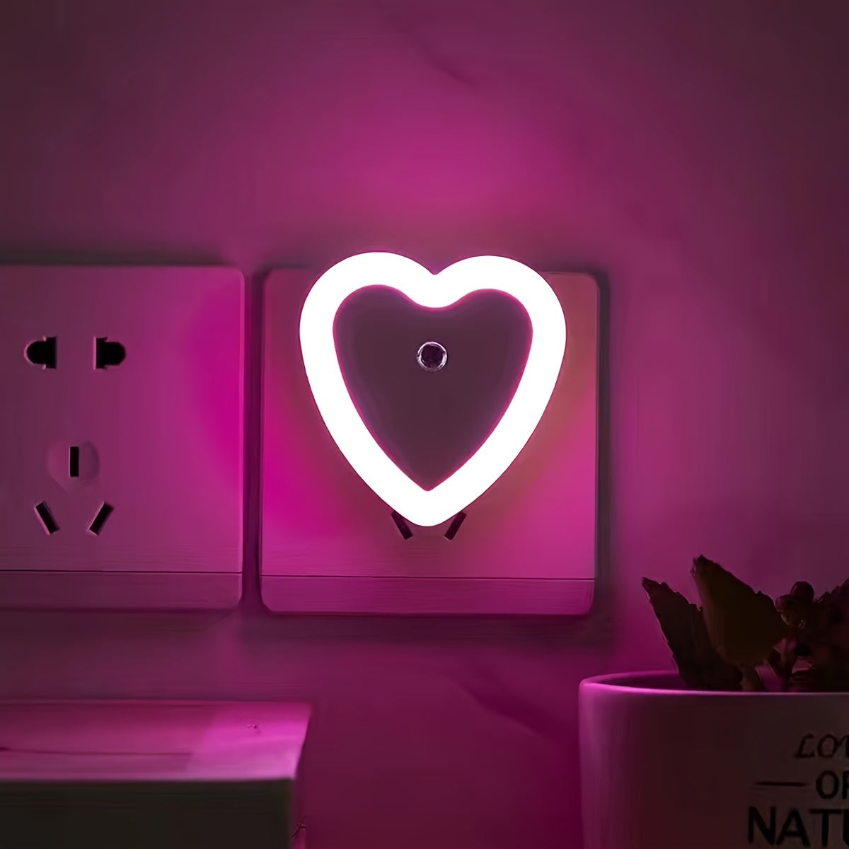 HeartGlow LED Nattljus - Smart Skymning-till- Gryning Nattbelysning