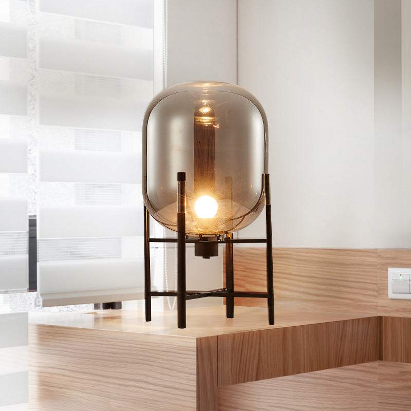 Moderna Ovala Nattlampa - Rökgrå/Cognac Glaskupa med Vertikal Metallbas