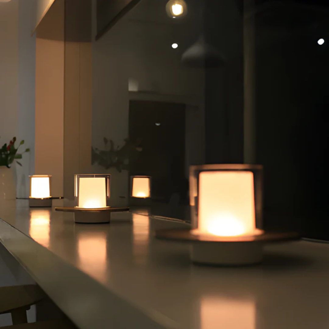 Avena | Sladdlös LED-bordslampa i elegant design