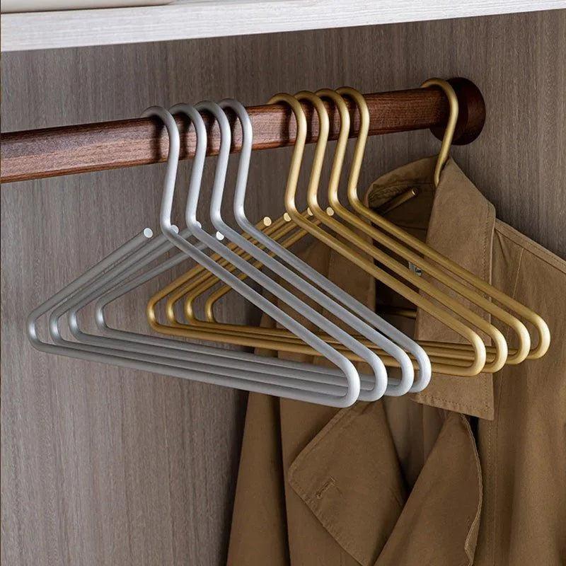 5 st Solid Matte Gold/Silver Klädhängare │ Sømløs Metall Garderobe Organizer