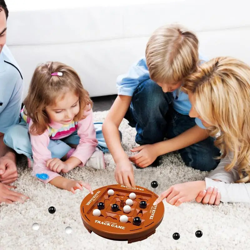 TrackGame Strategi 4-i-rad Spel