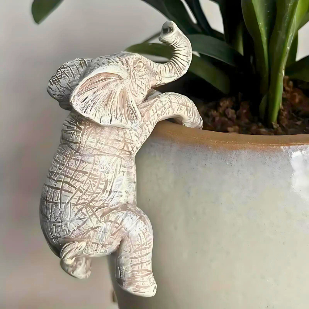 Unik Elefant Klättrande Skulptur