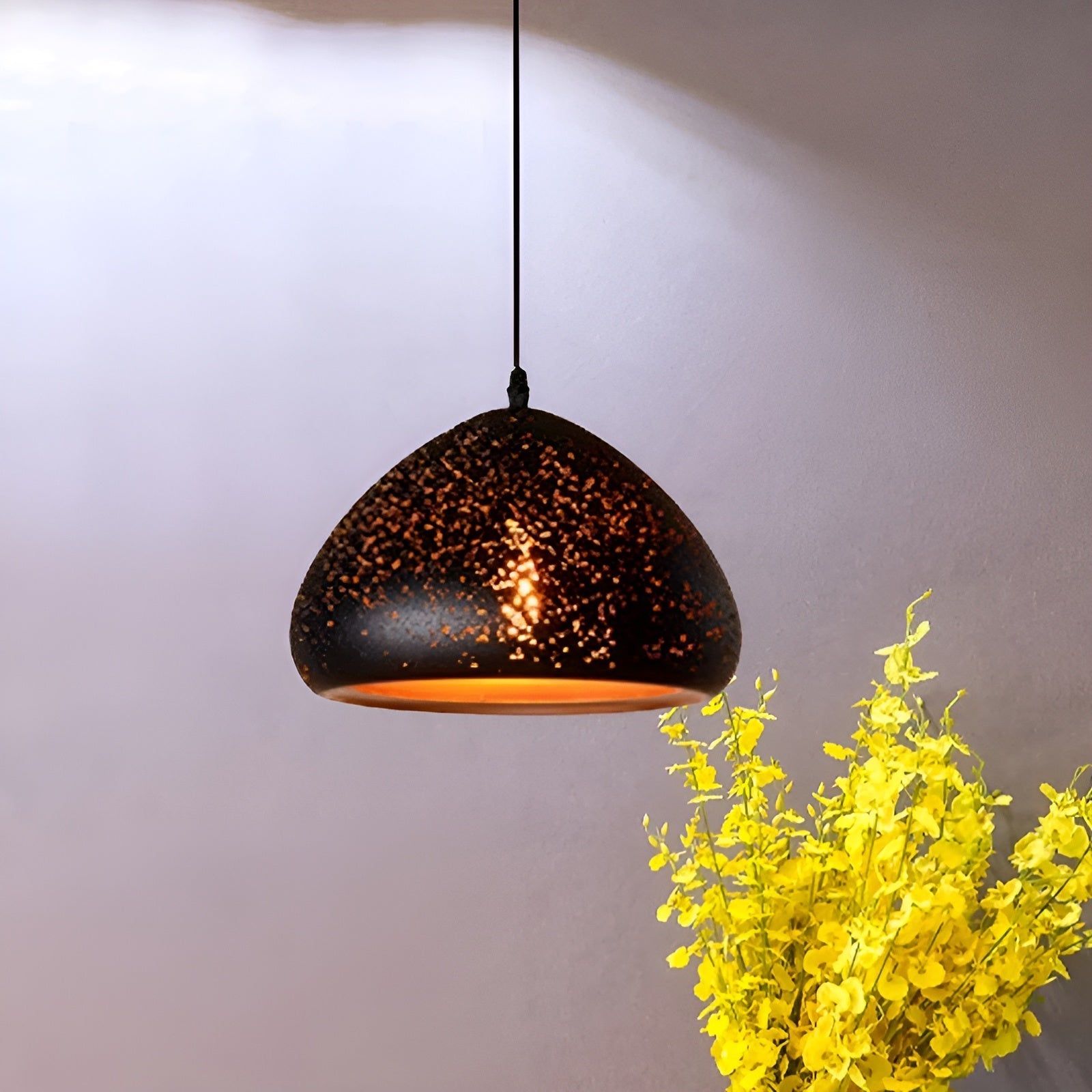 ShadowFlare Light – Dekorativ Metall Pendellampa