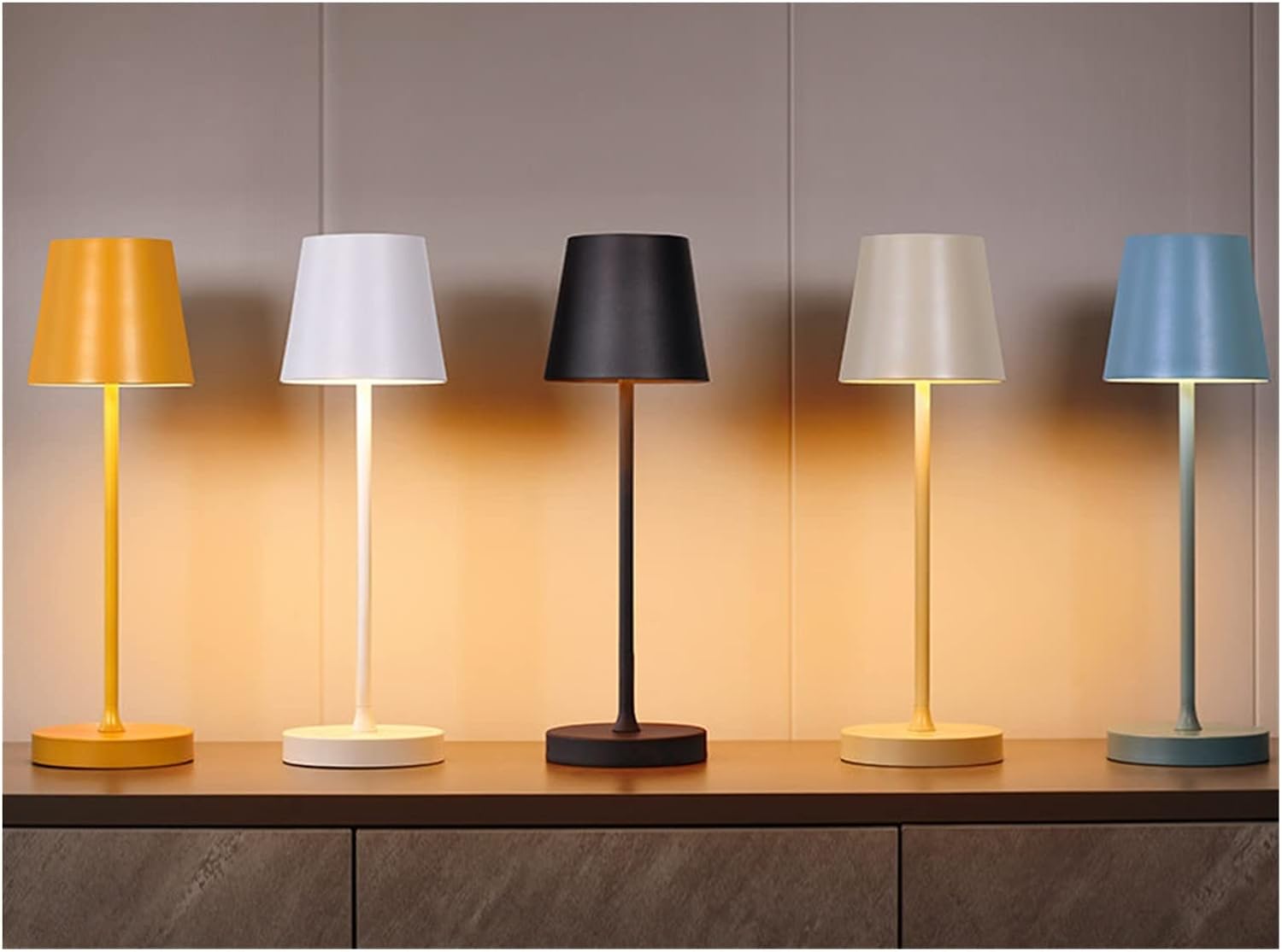 Carvallo - Bordsdatorlampa med inbyggd laddare