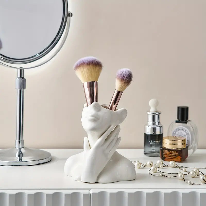 Enastående och modern krämfärgad vas