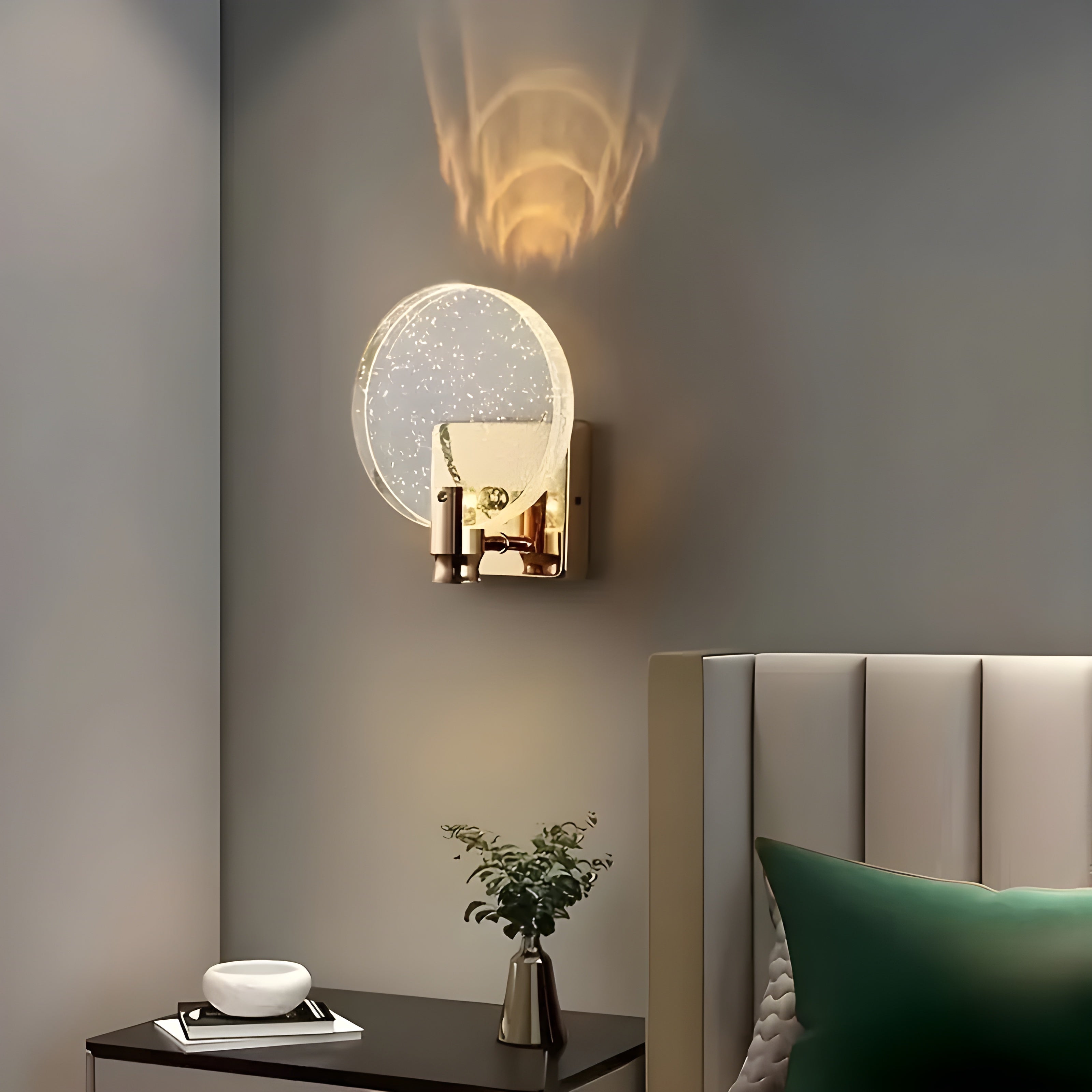 AuroraCrystal Light – Elegant Väggmonterad Kristallbelysning