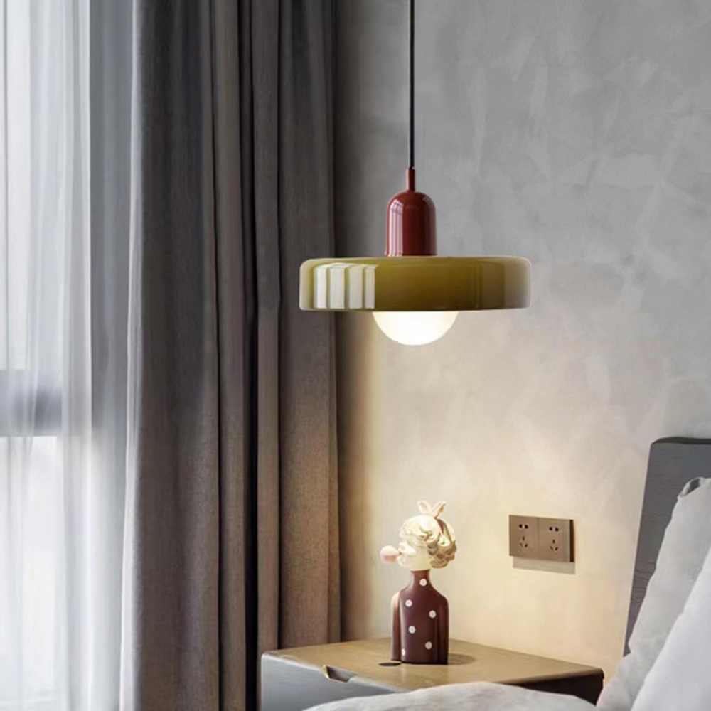 Carvallo – Taklampa med Klassisk Elegant och Finslipad Design