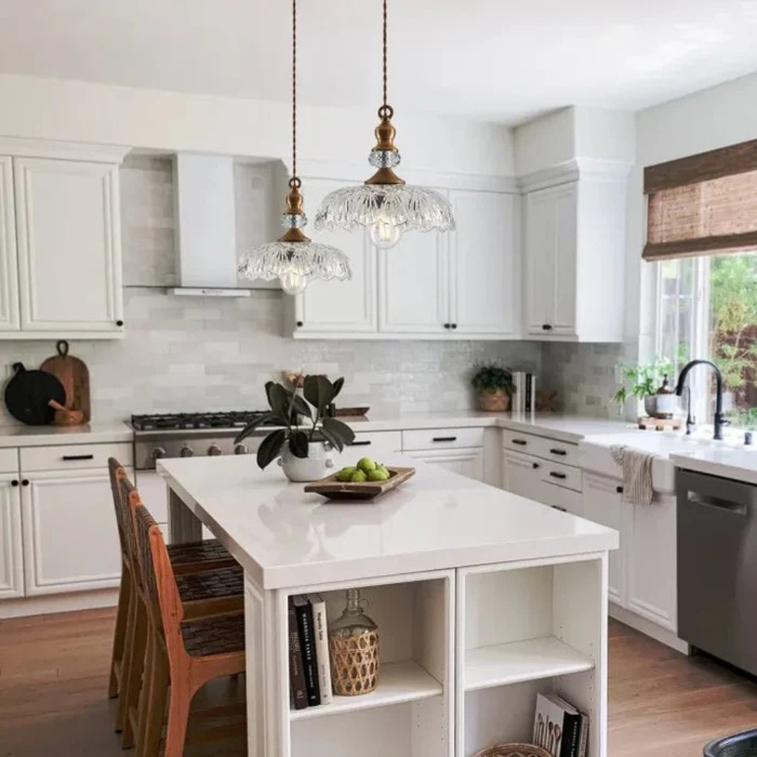 Aelius – Retro Glas Hänglampa (Ø24 cm) med metalldetaljer för matrum & kök