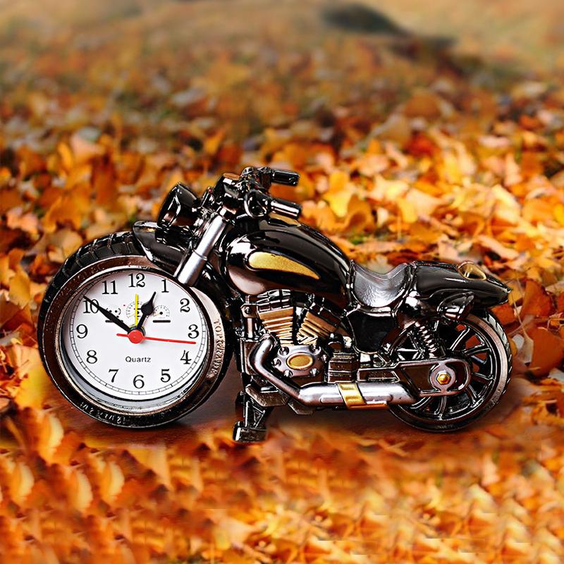 MotoTime – Unik motorcykelklocka med dekorativ design