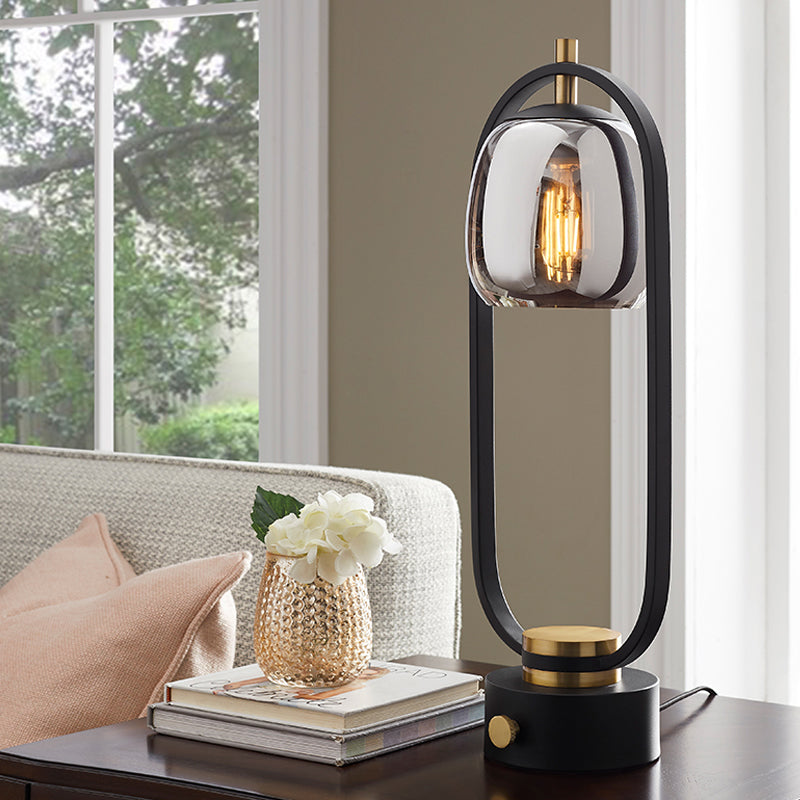 Rookgrå Spegelglas Bordslampa - Designer Lampa för Läsning med Svart Oval Ram