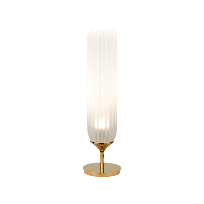 GoldCyl - Modern LED Bordslampa med Ribbad Glas Skärm