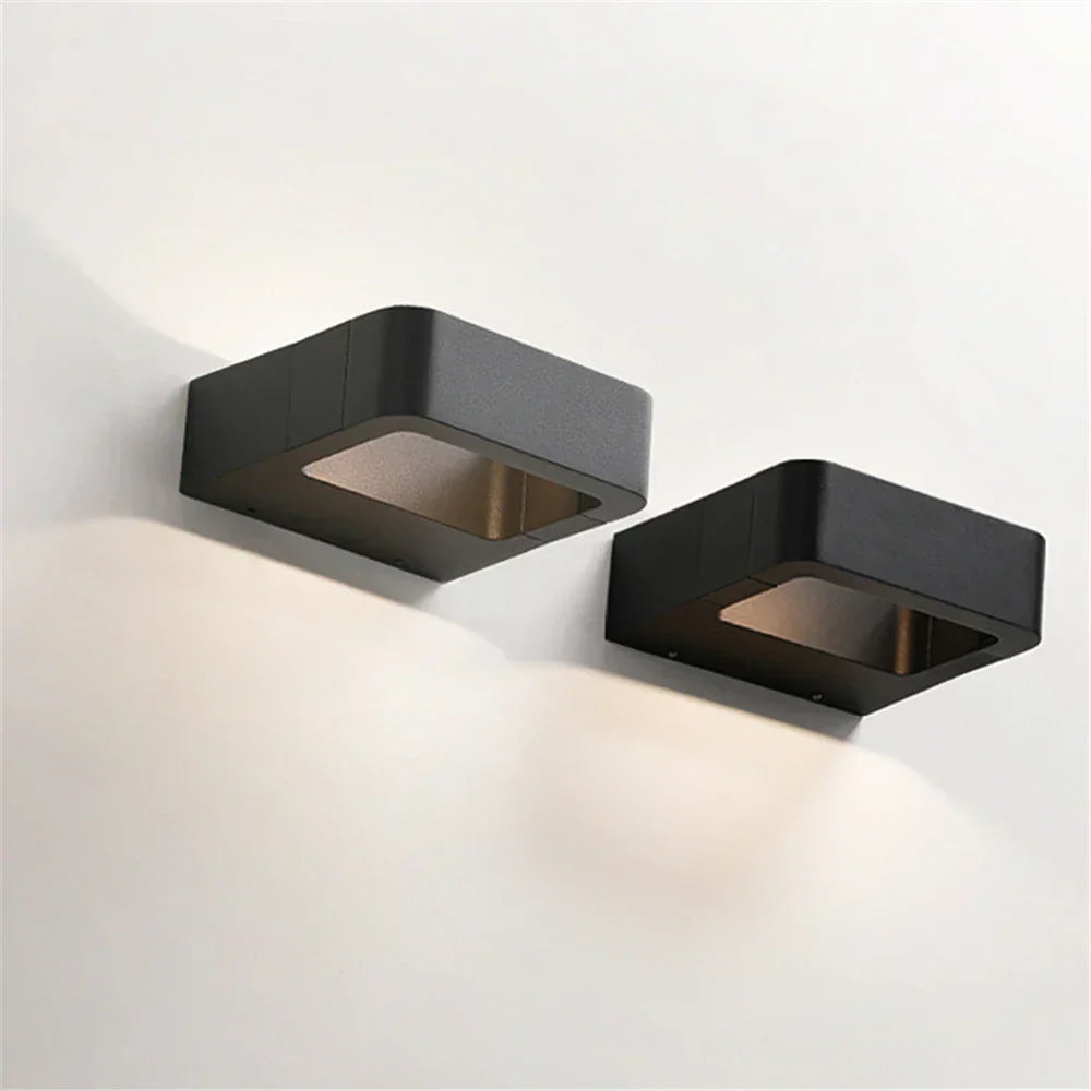 AquaLuxe - LED Vattentät Utomhuslampa