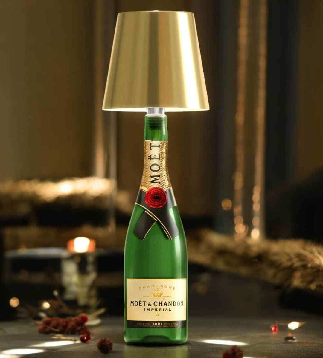 GlowCarafe – Konstnärlig flaskbordslampa