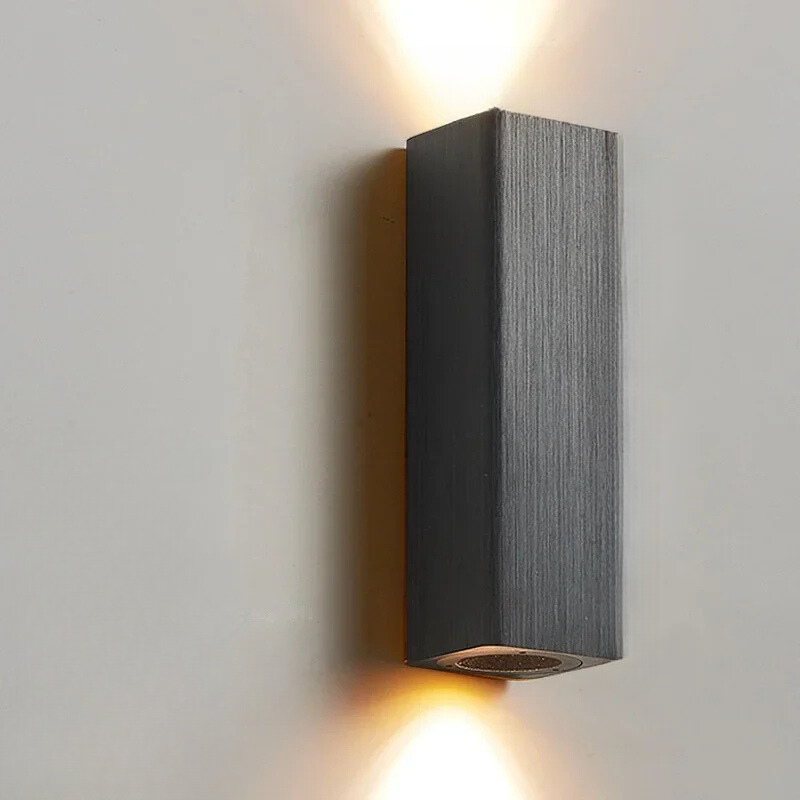 GlowLuxe - Modern LED Vägglampa för Sovrum & Korridor