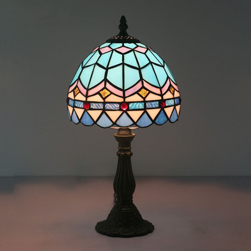 LichtBries - Tiffany-formad lampa i färgat glas med blylinjer