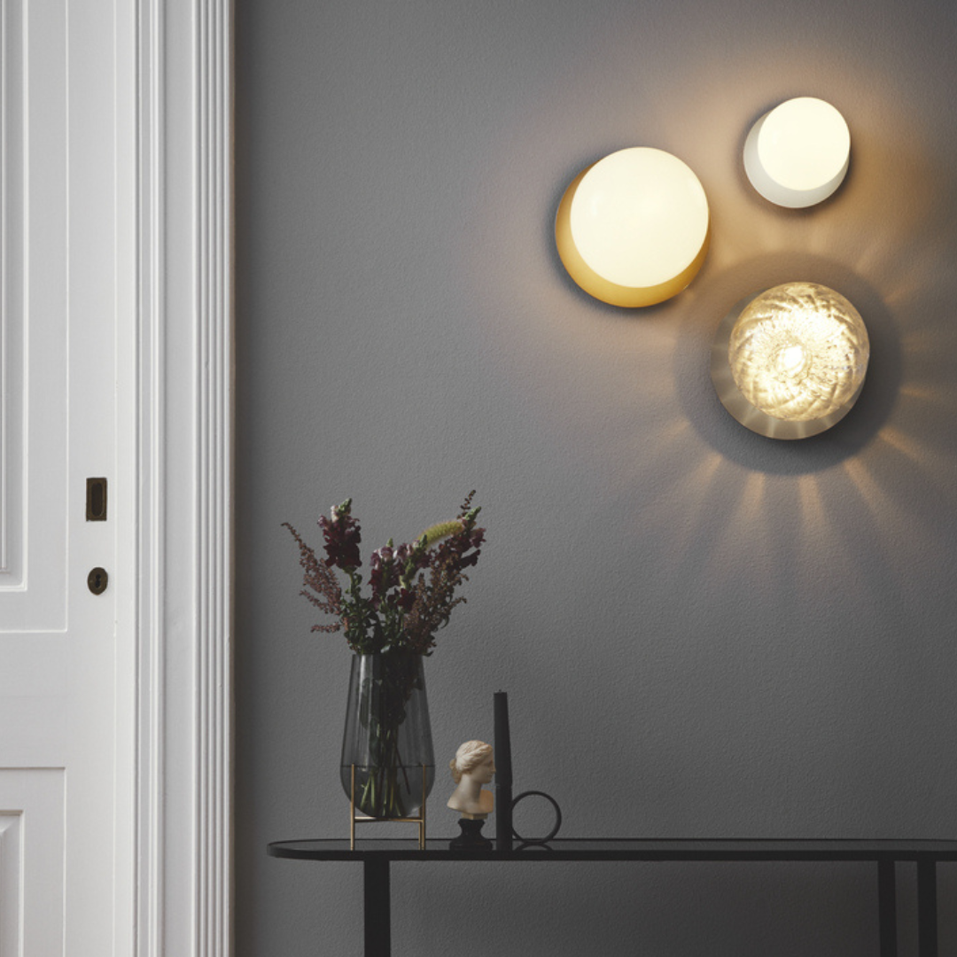 Arc | Luxe LED-tak- & vägglampa i minimalistisk design