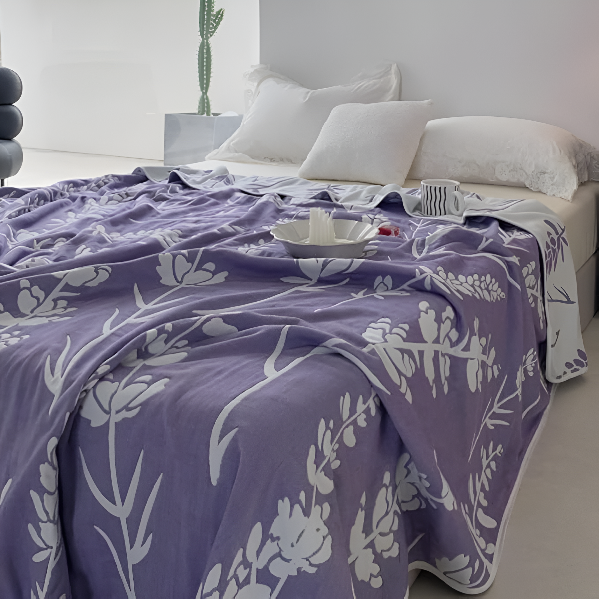 Serene Lavendel Blommig Bomullsfilé