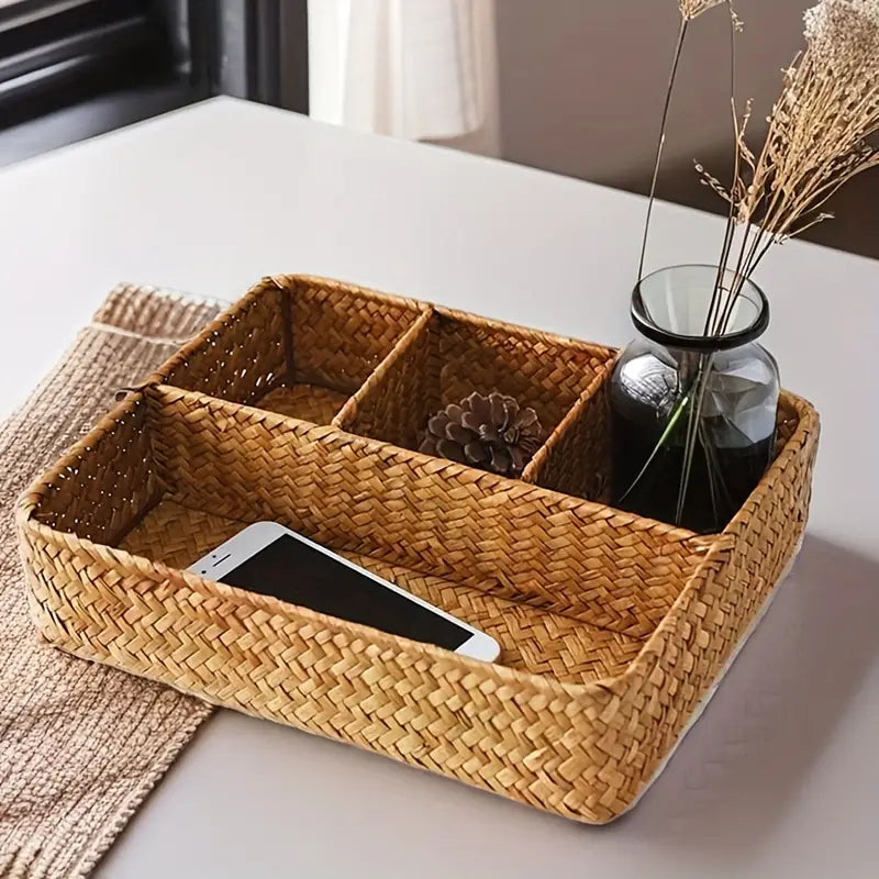 Emly Rattan Organizer Korg