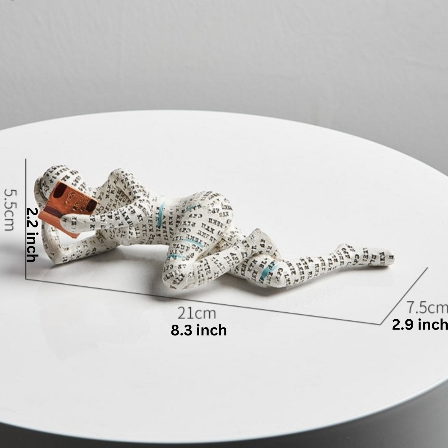 Carvallo – Eleganta humanoida skulpturer med ikonisk design