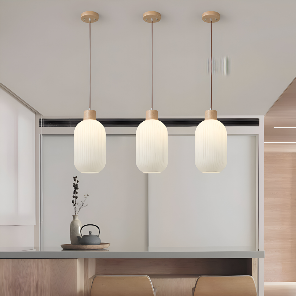 AkariLuxe Taklampa – Elegant hängande lampa av vit, ribbad glas i japansk stil