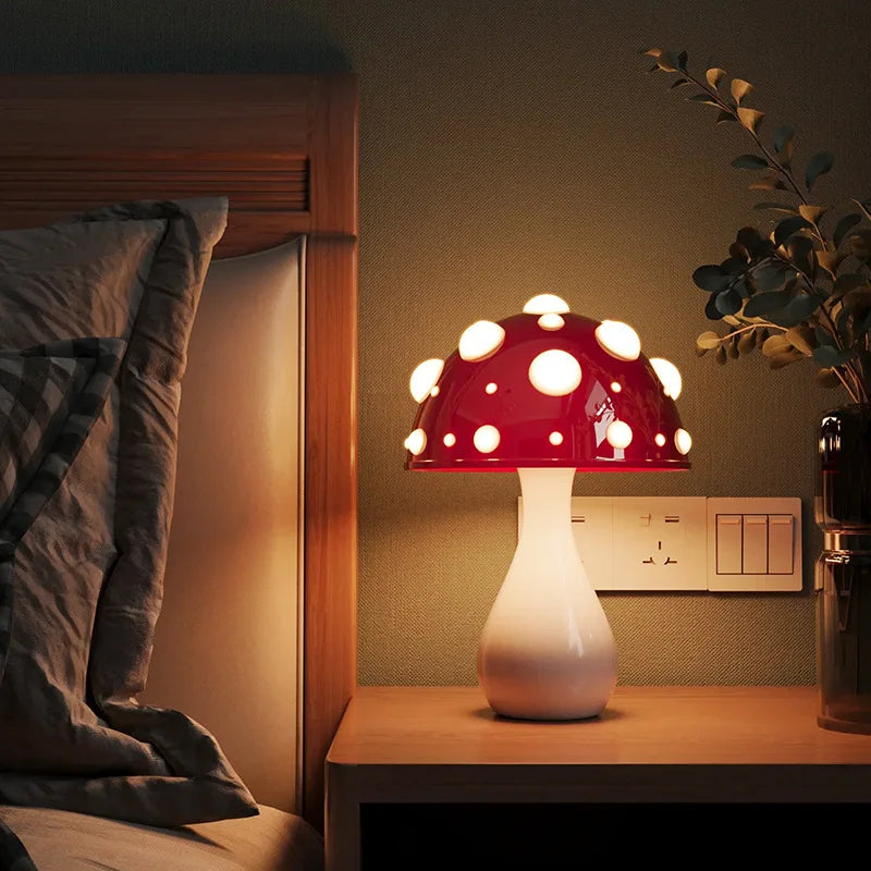 GlowMush - Retro LED Bordslampa i Svampdesign