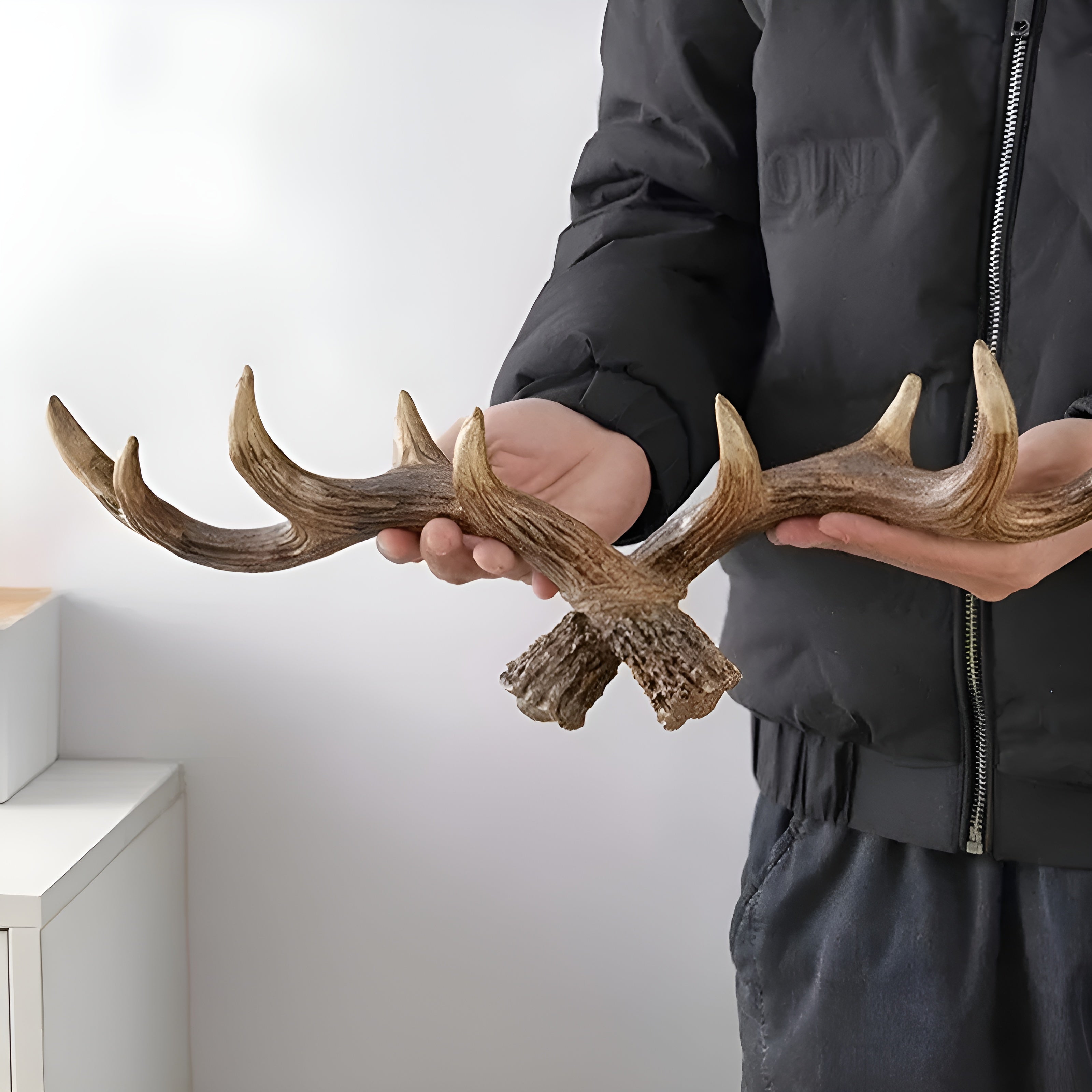 Horn väggkrok – Retrodesign för rockar och jackor | Dekorativ garderobskrok