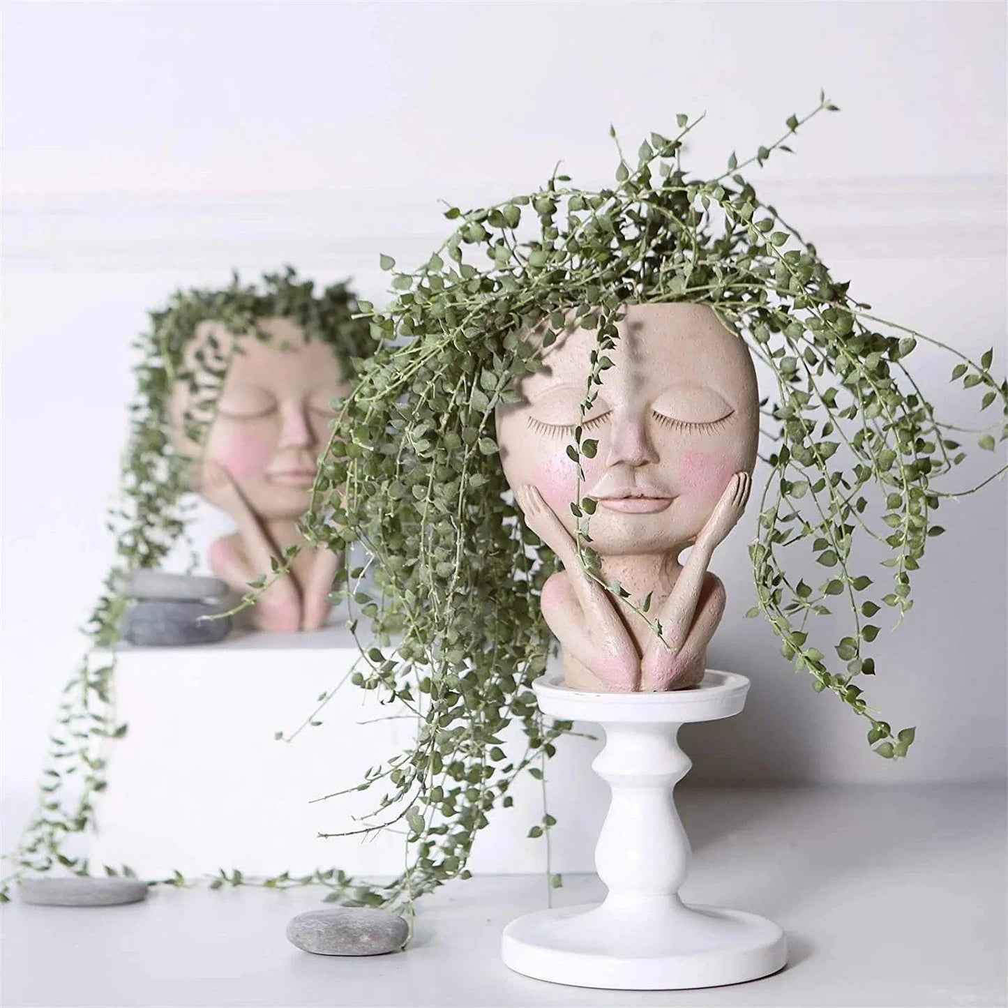 Carvallo – Elegant Resin Plant Pot with Artistic Facial Details