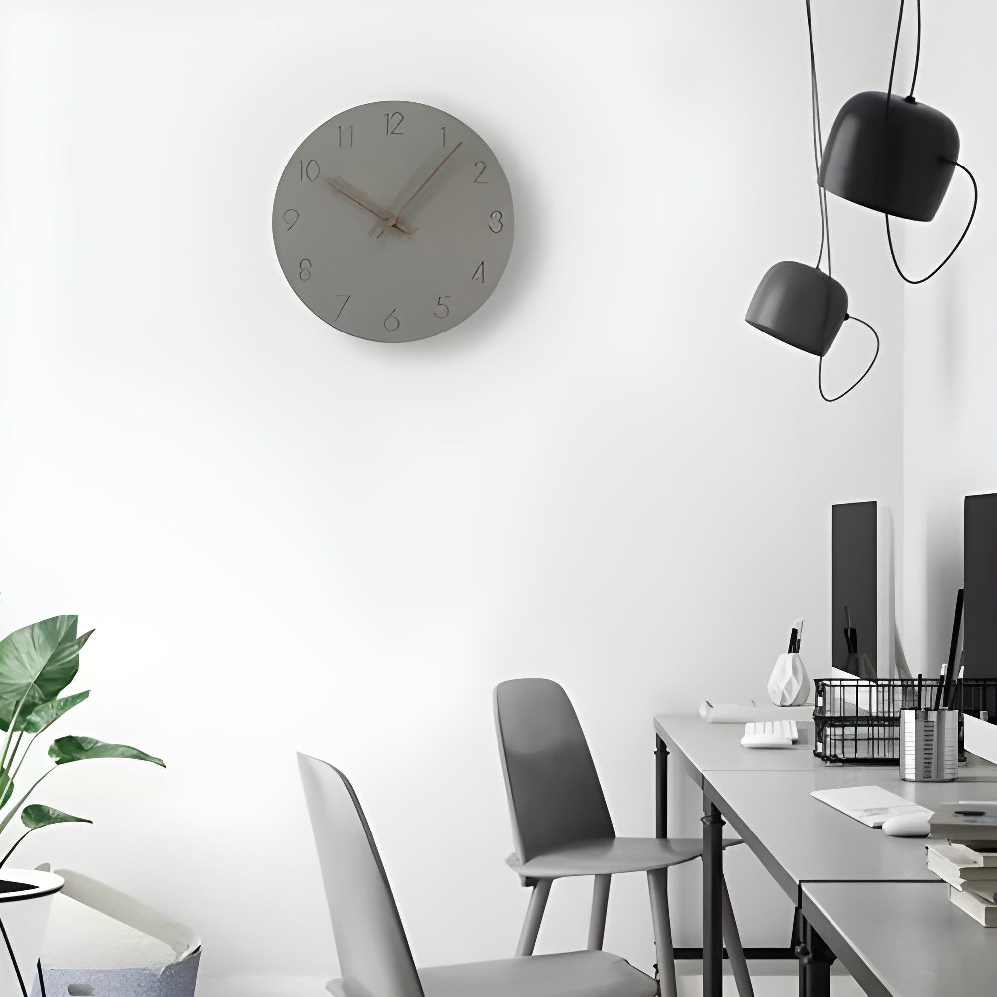 QuietRound Klocka - Minimalistisk Trä Rund Väggklocka