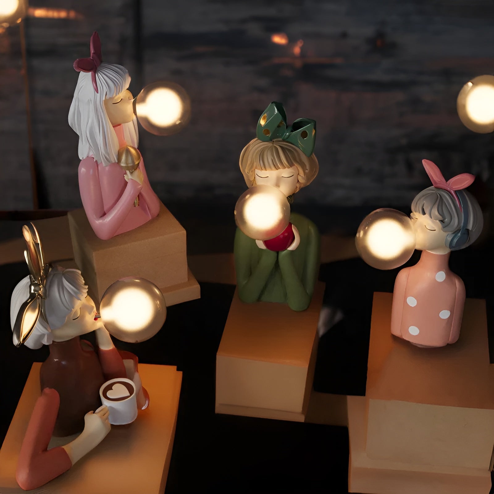 Alunora | Skulptural LED-bordlampa med stämningsljus & USB-drift