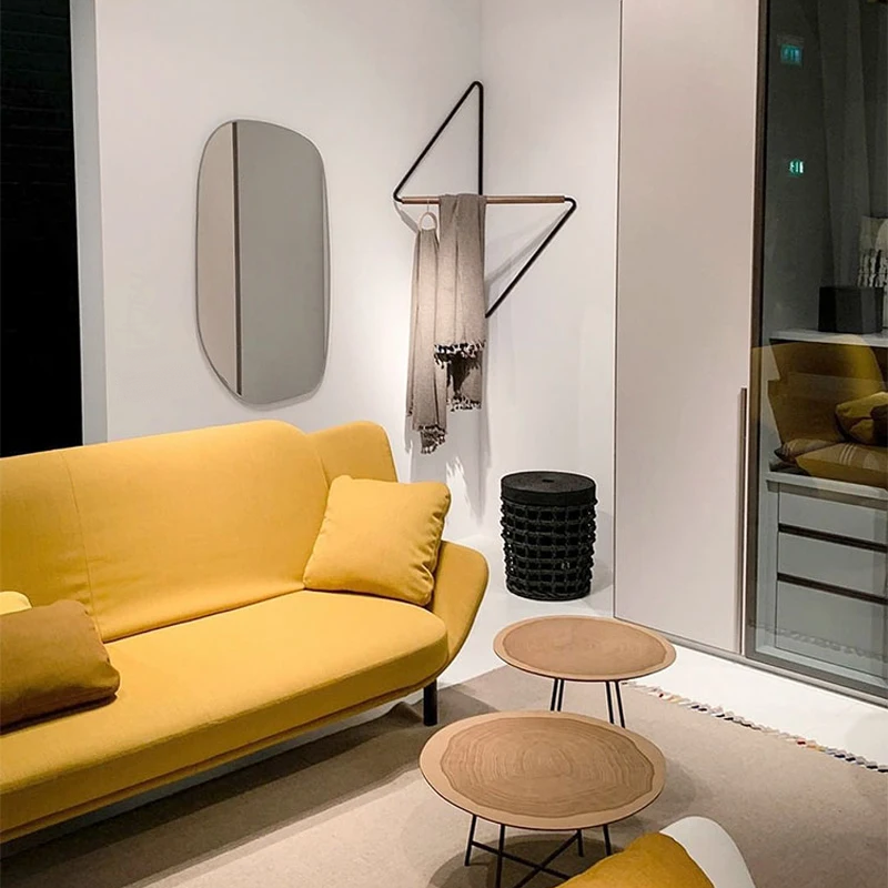 Elegant Väggmonterad Klädhängare | Trä & Metall | Svart/Vit/Naturlig | Brick by Brick